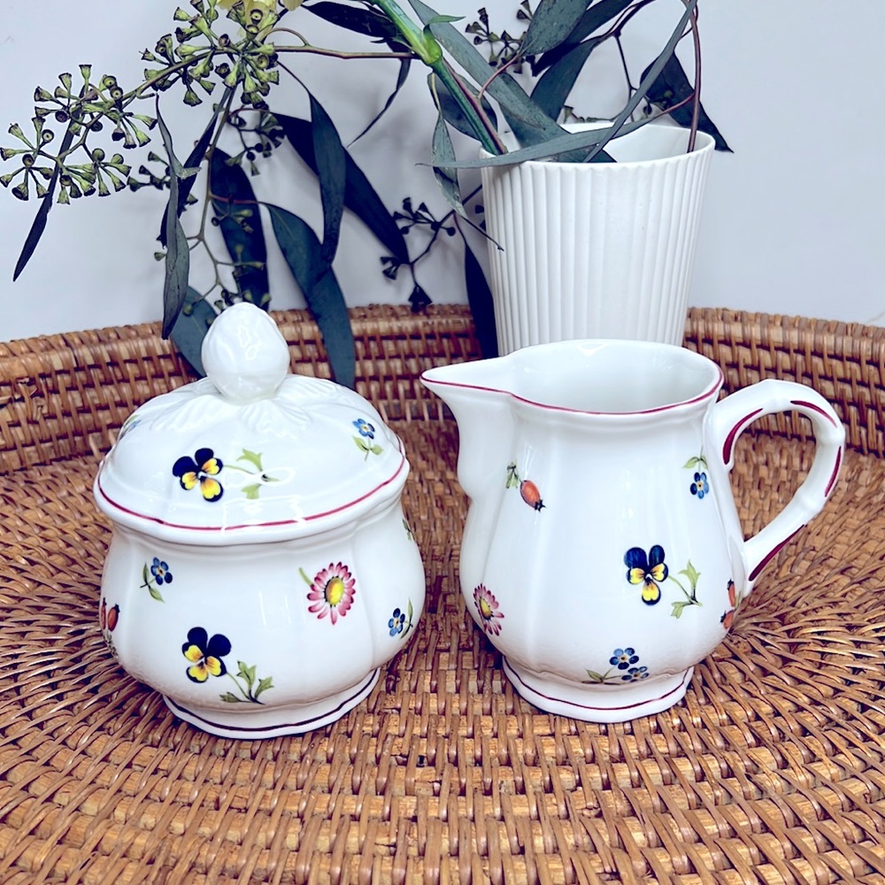Villeroy & Boch Petite Fleur Floral Lidded Sugar Bowl and Creamer Set Porcelain